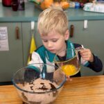 Pelican Students make brownies